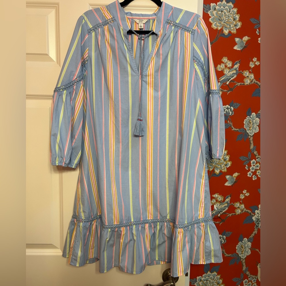 Super cute midi dress.  Crown & Ivy. Size L.  Rarely worn!